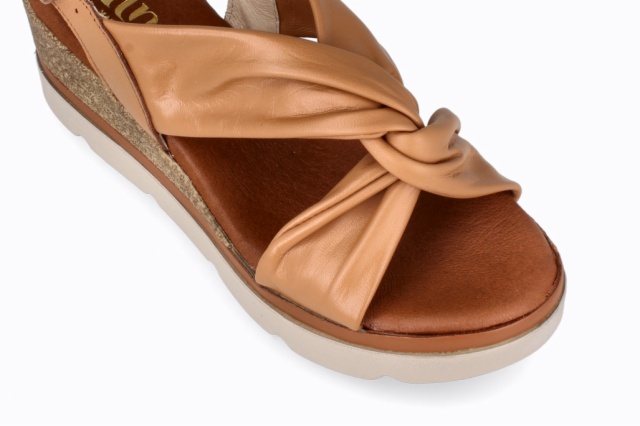 SANDALIAS CAMEL LORENA